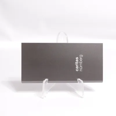Power bank from Carita