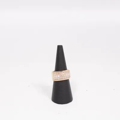 Ring (Gold, White) from Fossil Unknown metal