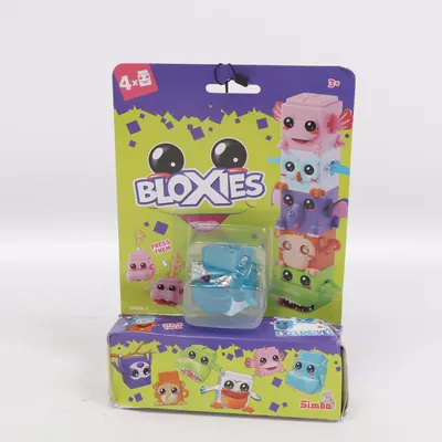 Toy figurine (Bloxies) from Simba
