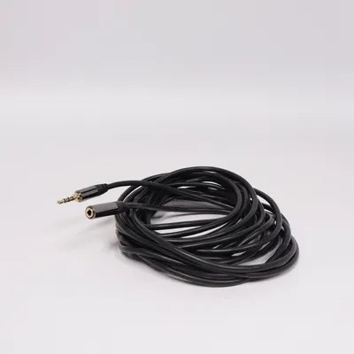 Aux-kabel (Pro Series) från KabelDirekt