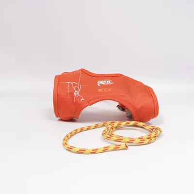 Climbing equipment (Body) from Petzl