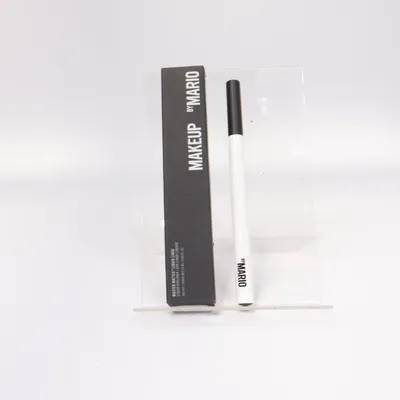 Eyeliner (Master Mattes Liquid Liner) från Makeup by Mario