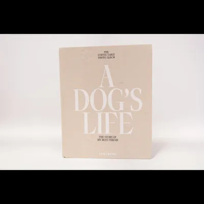 Dossier (A Dog's Life) de Printworks