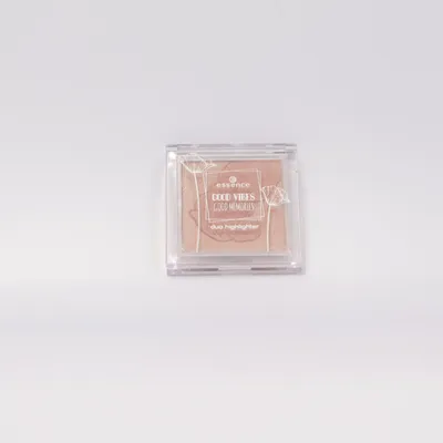 Highlighter (Good Vibes Good Memories Duo Highlighter) från Essence