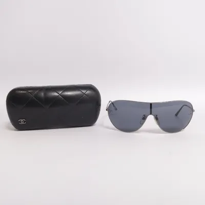 Solglasögon (4122R) från Chanel