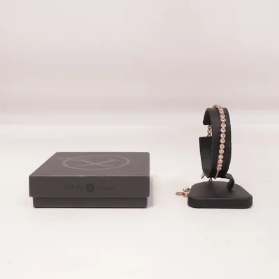 Bracelet (Gold) from Pippa Jean Unknown metal