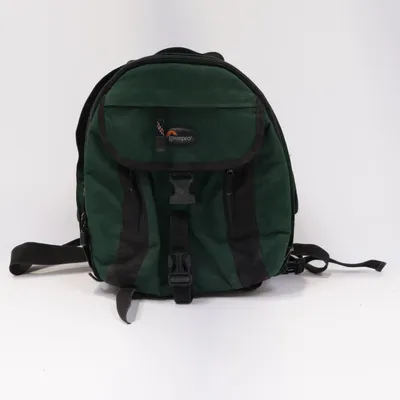 Camera bag (Green, Black) from Lowepro