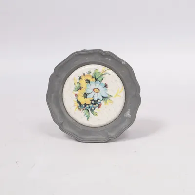Wall plate (Gray, Multicolored) from Svenskt Tenn