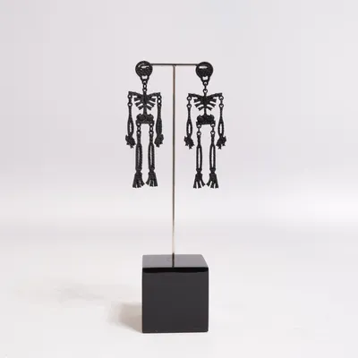 Earrings (Black) Unknown metal