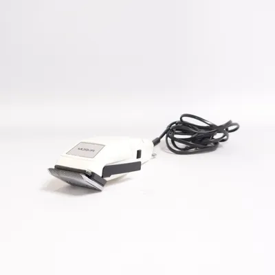 Trimmer (Hvid, Sort) fra Moser