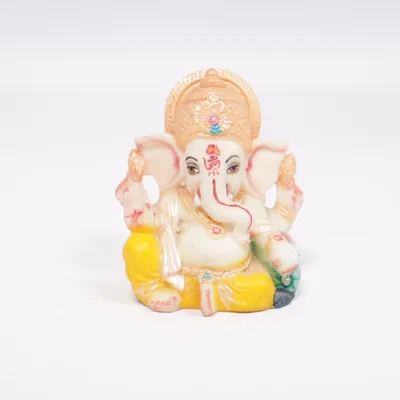 Figurine (White, Multicolored)
