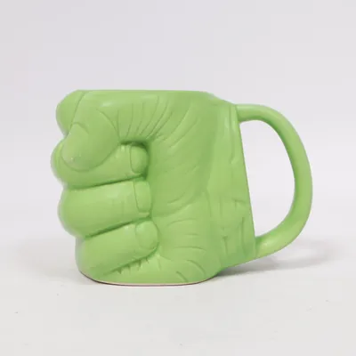 Mok (Hulk Fist) van Paladone