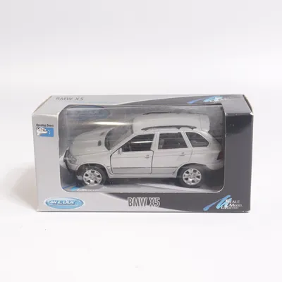 Voiture modèle réduit (X5) de Welly