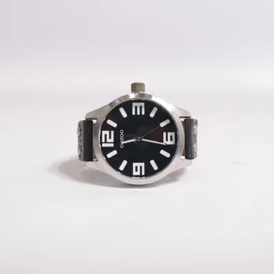 Wristwatch (Black, Silver) from Oozoo