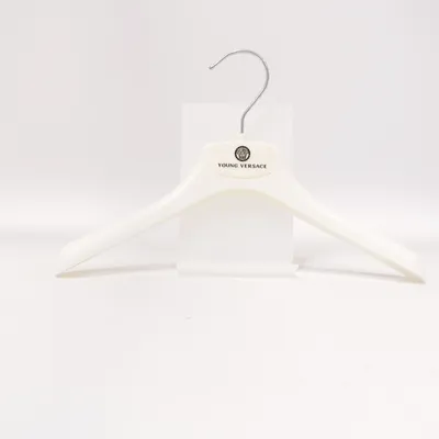 Cintre (Blanc) de Young Versace