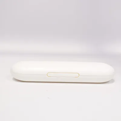 Schachtel (Weiß) von Oral-B
