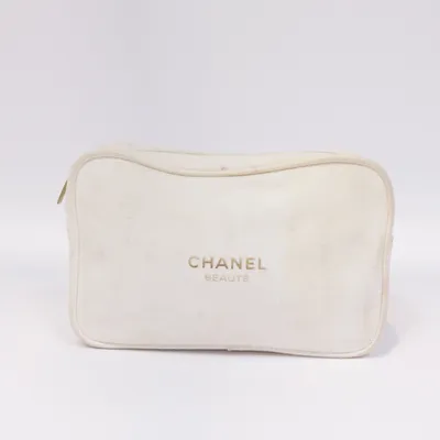 Trousse de toilette (Blanc) de Chanel Beauté