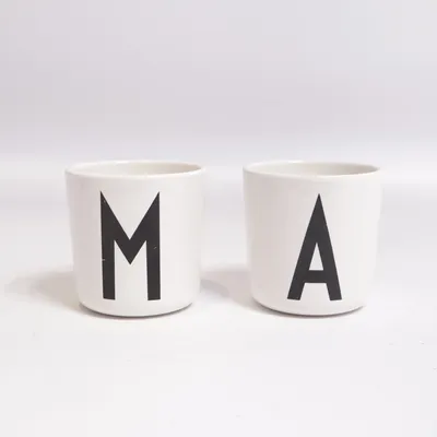 Krus (Arne Jacobsen) fra Design Letters