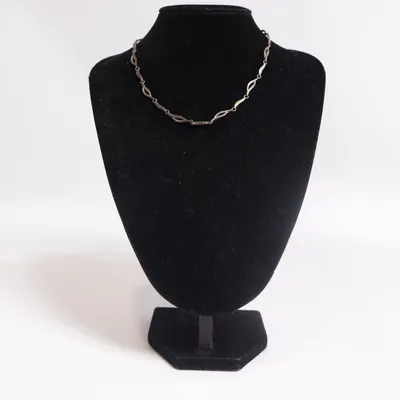 Halsband (Silverfärgad) från Fossil Okänd metall, Silver