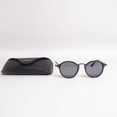 Sunglasses (Black) from D.Franklin