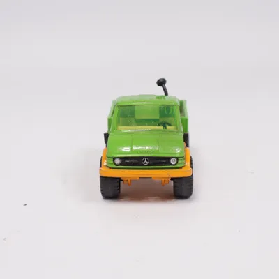Toy car (Unimog) from Siku