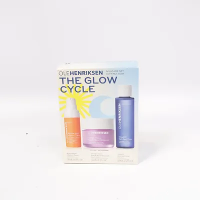 Skincare set (The Glow Cycle) from Olehenriksen