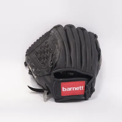 Baseball glove (Black) from Barnett