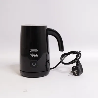 Milk frother (Alicia Latte) from DeLonghi