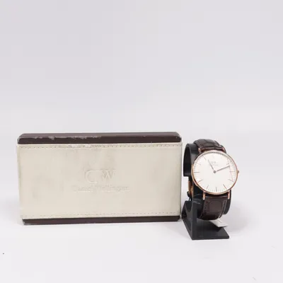 Wristwatch (Brown, White) from Daniel Wellington