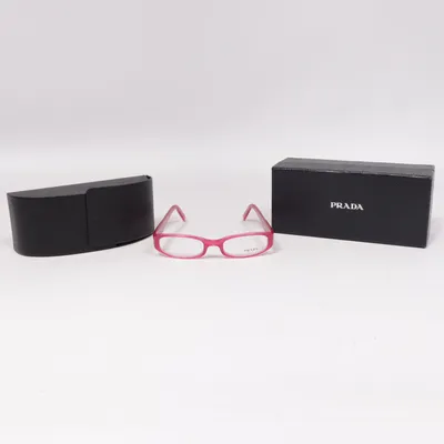 Lunettes (PR05E) de Prada