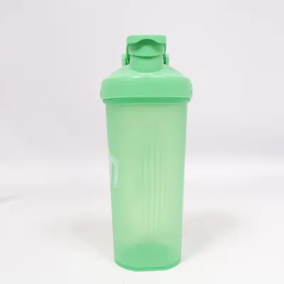 Protein Shaker (Grön) från More