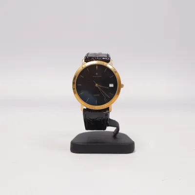 Armbandsur (Svart, Guldfärgad) från Junghans