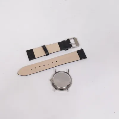 Armbandsur (Svart, Silverfärgad, Vit) från Seiko