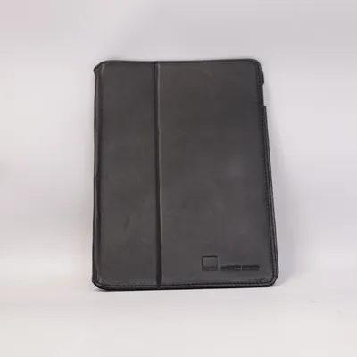 Tablet case (Black) from Marc Picard