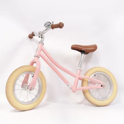 Vélo (Rose) de Bobbin