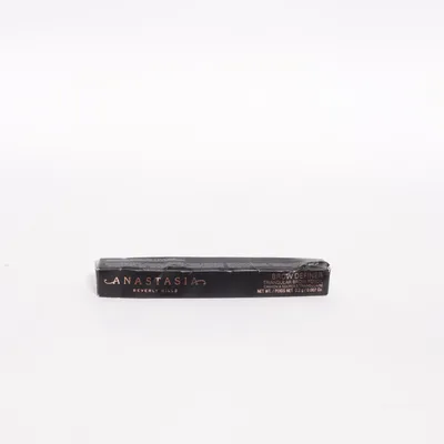 Ögonbrynspenna (Brow Definer) från Anastasia Beverly Hills