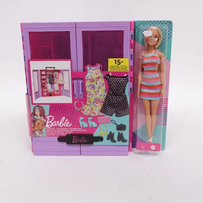 Docka (Ultimate Closet) från Mattel