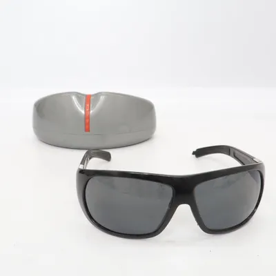 Zonnebril (Zwart) van Prada Linea Rossa