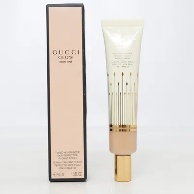 Fond de teint (Glow Skin Tint Medium 31) de Gucci