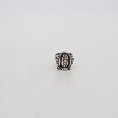 Charme (Argent) Métal inconnu