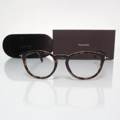 Glasögon (TF5401) från Tom Ford