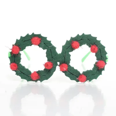 Costume accessories (Green, Red)