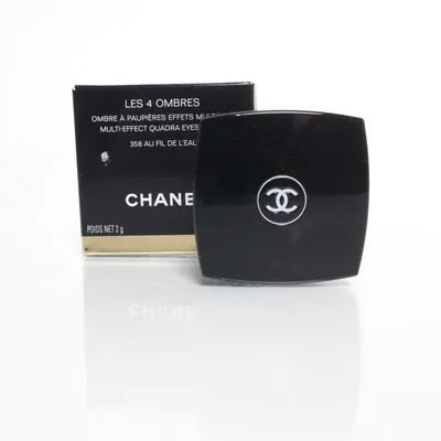 Oogschaduw (Les 4 Ombres 358 Au Fil De L'eau) van Chanel