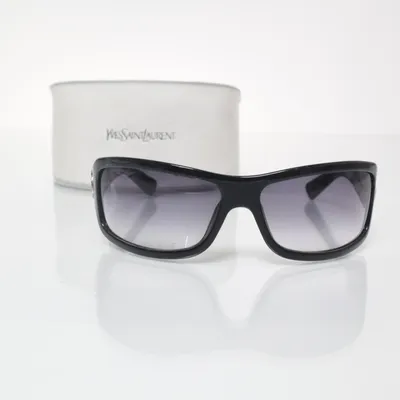 Solglasögon (YSL6113/S) från Yves Saint Laurent