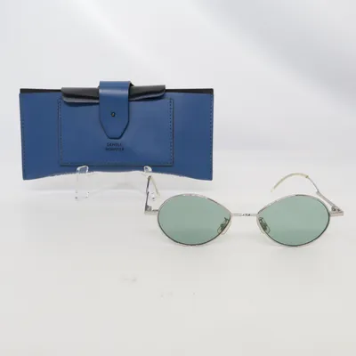 Lunettes de soleil (Argent) de Gentle Monster