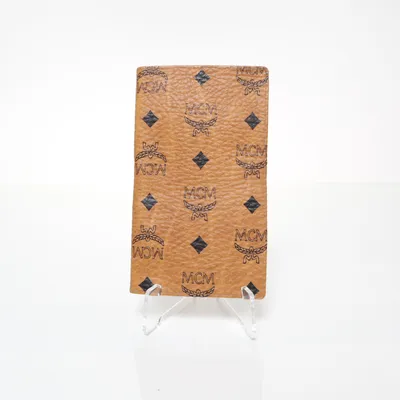 Passfodral (Brun) från MCM