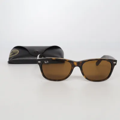 Solglasögon (RB2132) från Ray-Ban