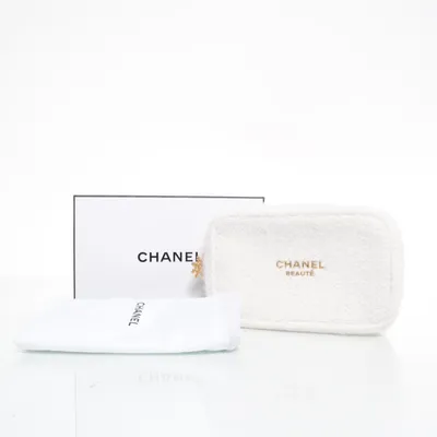 Chanel Beauté używane | Kupuj z łatwością używane produkty