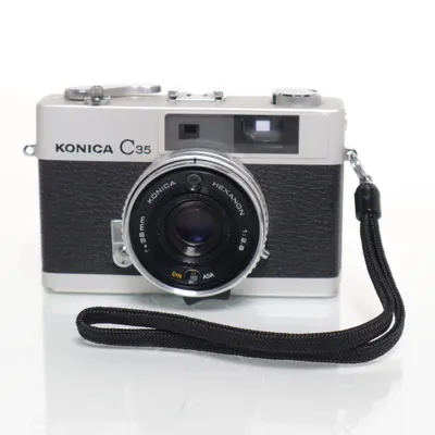 Analog systemkamera (C35) från Konica
