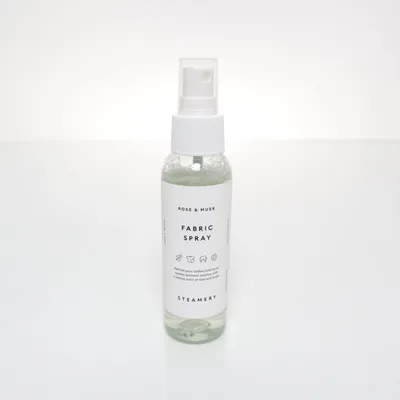 Linnevatten (Fabric spray) från Steamery